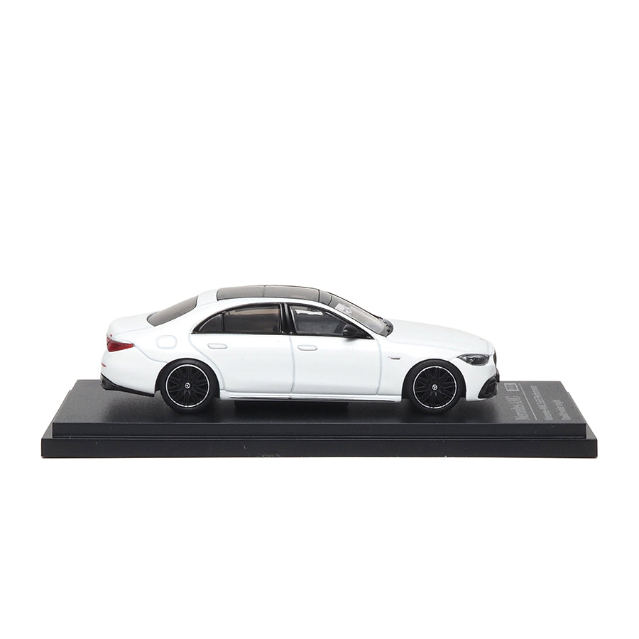 Mô hình xe ARbox(Almost Real) 1:64 Mercedes-AMG S 63 E Performance 2023 Bright Mother-of-Pearl White - 620103001