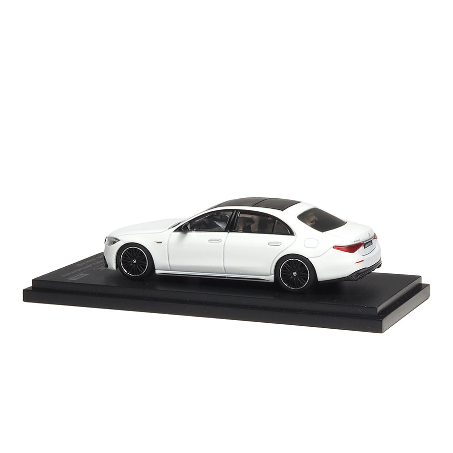 Mô hình xe ARbox(Almost Real) 1:64 Mercedes-AMG S 63 E Performance 2023 Bright Mother-of-Pearl White - 620103001