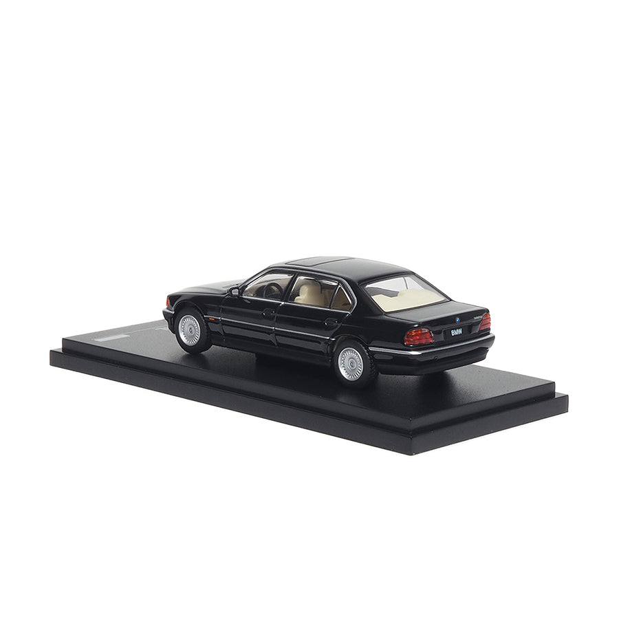 Mô hình xe ARbox(Almost Real) 1:64 BMW 750iL (E38) black - 630201001