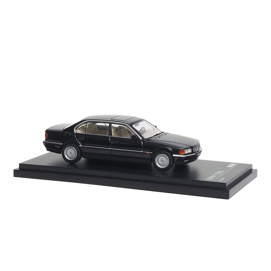 Mô hình xe ARbox(Almost Real) 1:64 BMW 750iL (E38) black - 630201001