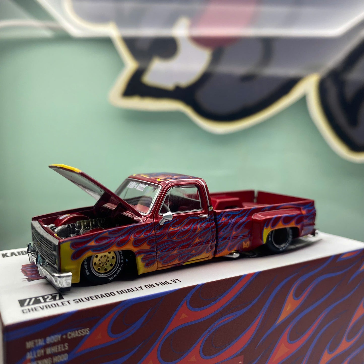 Mô hình xe Mini GT #127 SILVERADO DUALLY ON FIRE