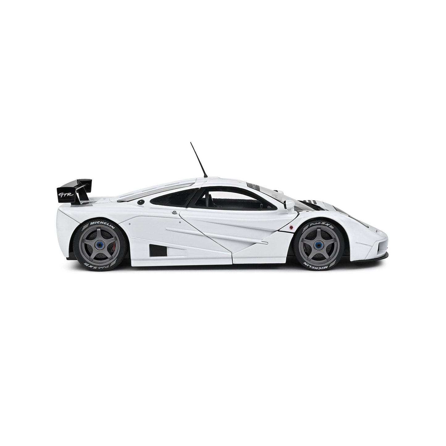 Mô hình xe Solido 1/18 McLaren F1 GTR Short Tail – 1996