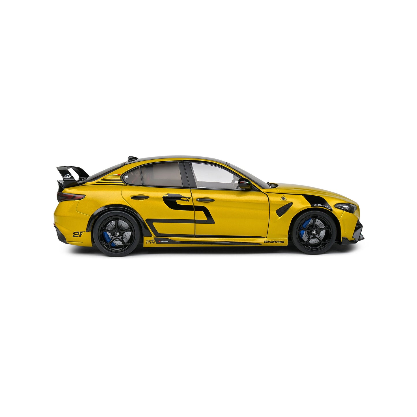 Mô hình xe Solido 1/18 Alfa Romeo Giulia GTA Nagemaakt – 2022