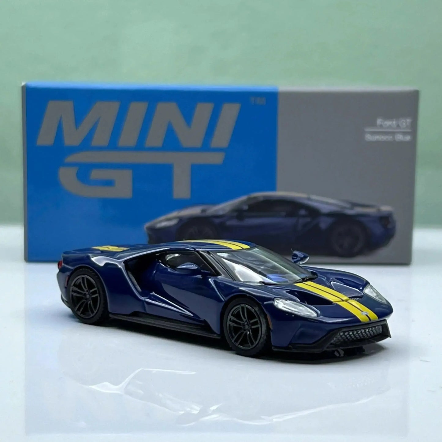 Mô hình xe Ford GT Sunoco Blue Mini-GT