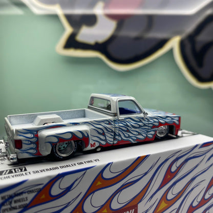 Mô hình xe Mini GT #157 SILVERADO DUALLY ON FIRE