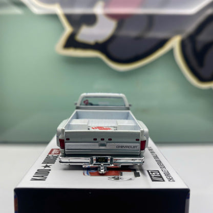Mô hình xe Mini GT #157 SILVERADO DUALLY ON FIRE