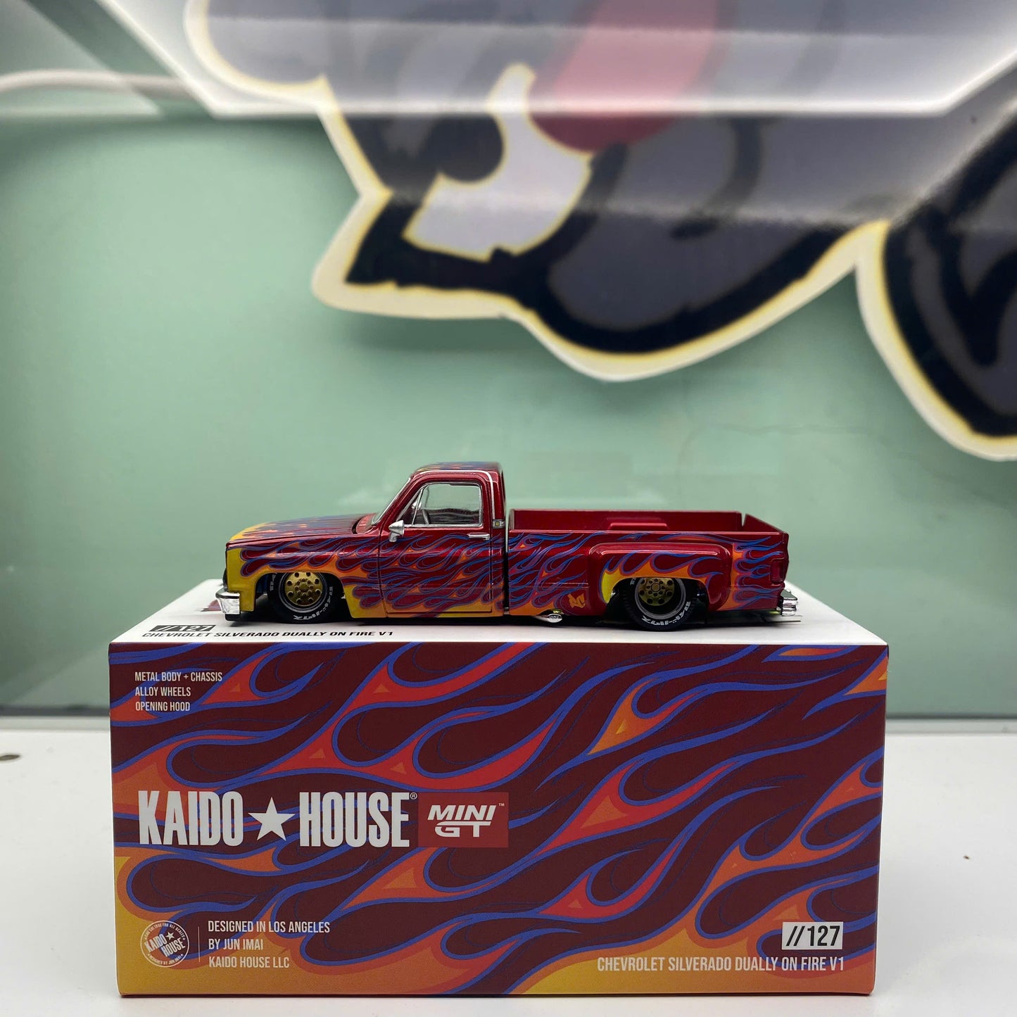 Mô hình xe Mini GT #127 SILVERADO DUALLY ON FIRE